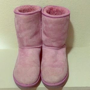 Pink Uggs